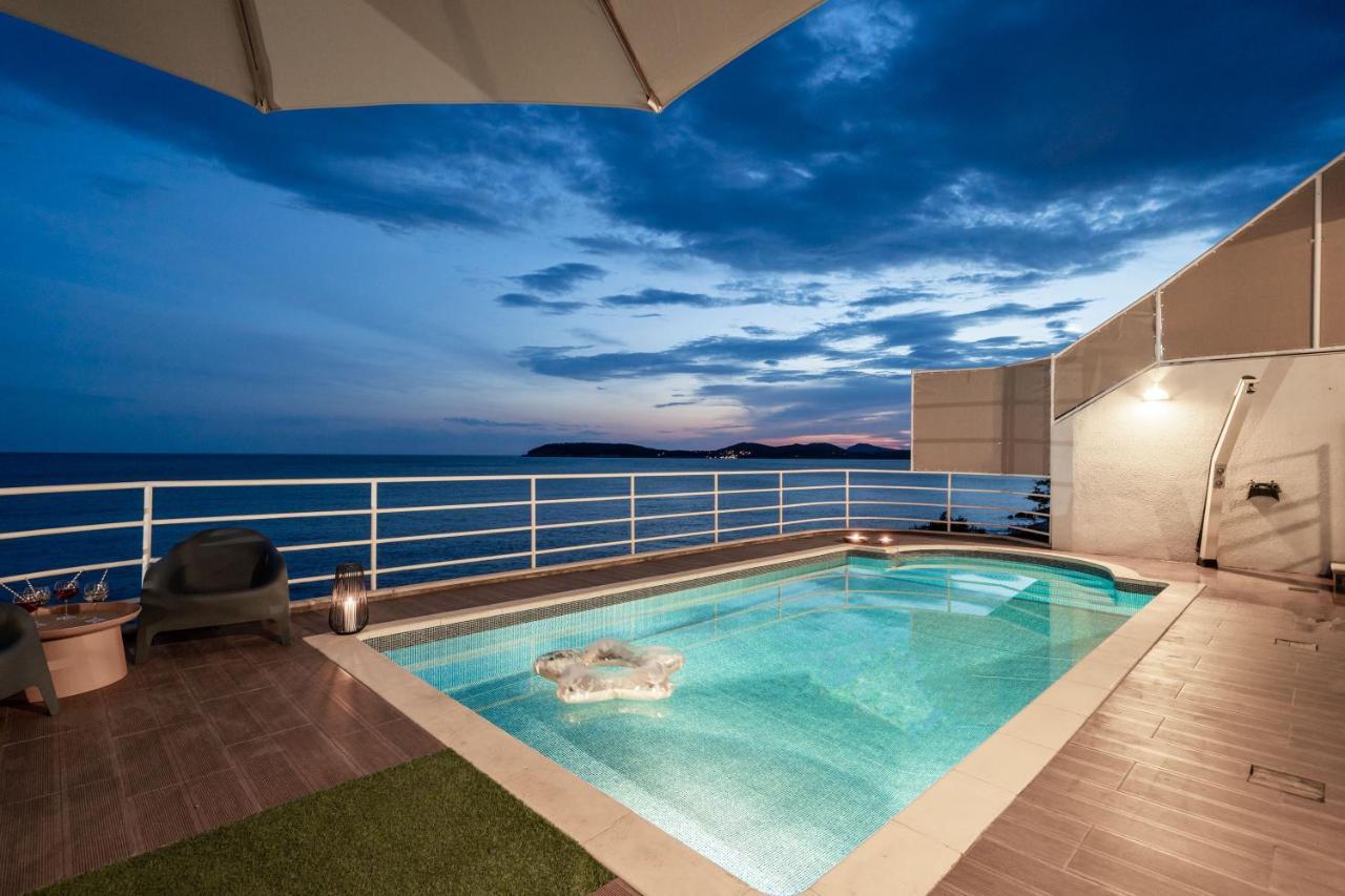 Luce Villa *